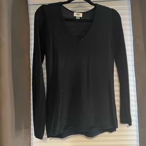 Black v neck sweater
